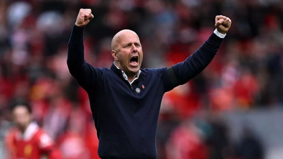 Arne Slot Merasa Puas Bisa Tahan Imbang Arsenal