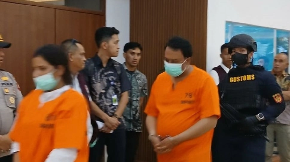 Perut Isinya Sekilo Sabu, Aksi Gila Pasutri Pakistan Telan 159 Kapsul Demi Lolos di Bandara Soetta