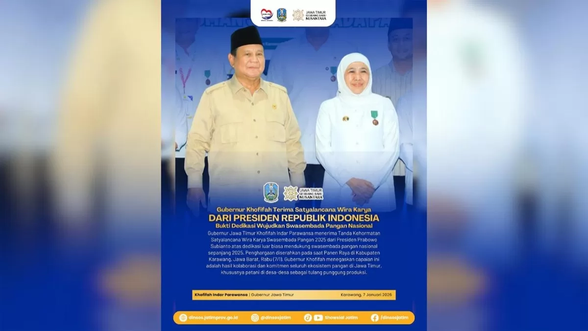 Gubernur Khofifah Terima Tanda Kehormatan Satyalancana Wira Karya dari Presiden Prabowo, Bukti Dedikasi Wujudkan Swasembada Pangan Nasional Tahun 2025