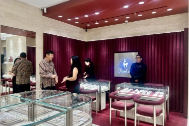 Gerai Frank & co. Plaza Senayan Hadir dengan Konsep Baru, Rayakan Cinta dan Warisan Berlian Alami