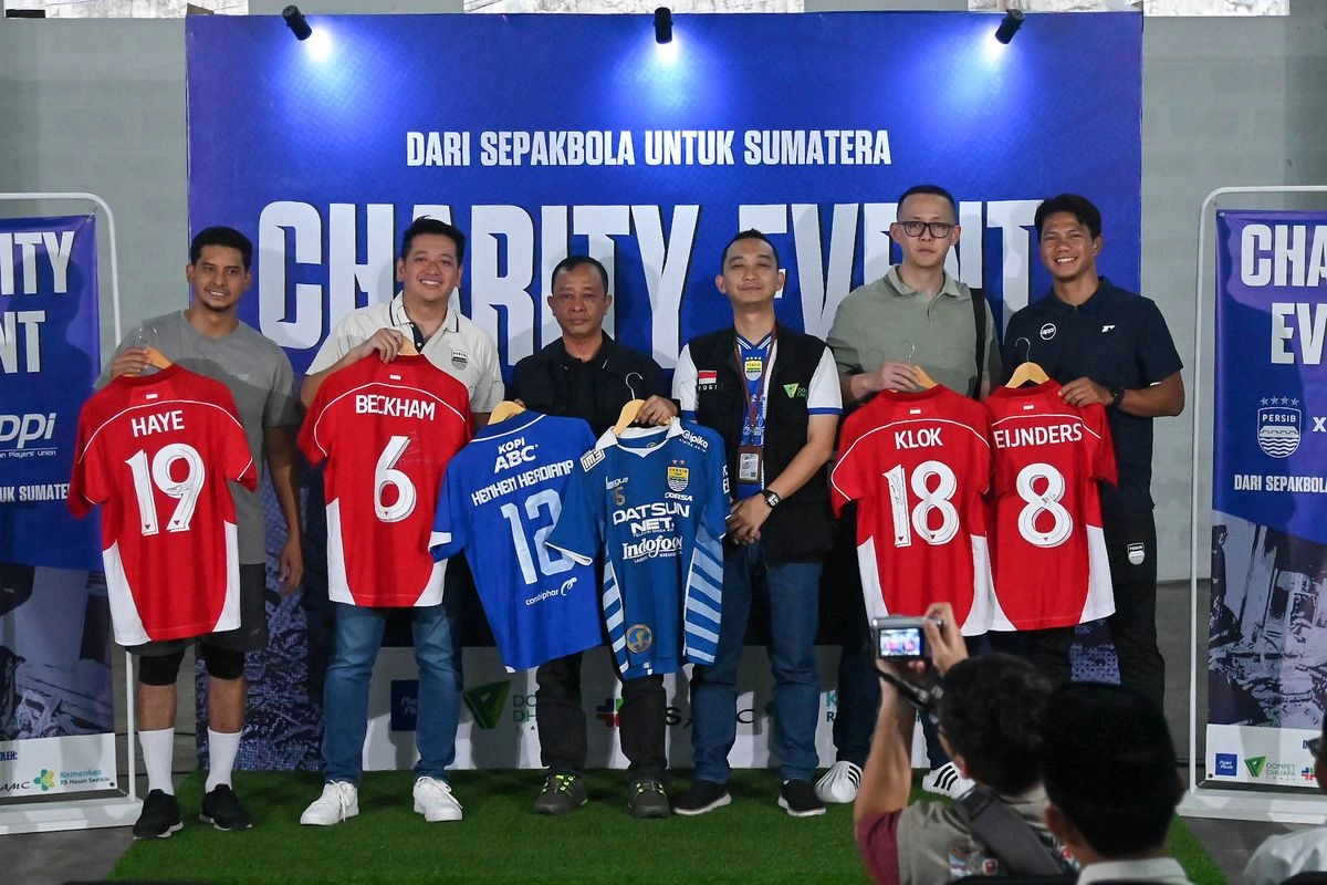 Persib dan APPI Lelang Jersey Thom Haye, Himpun Dana untuk Sumatra