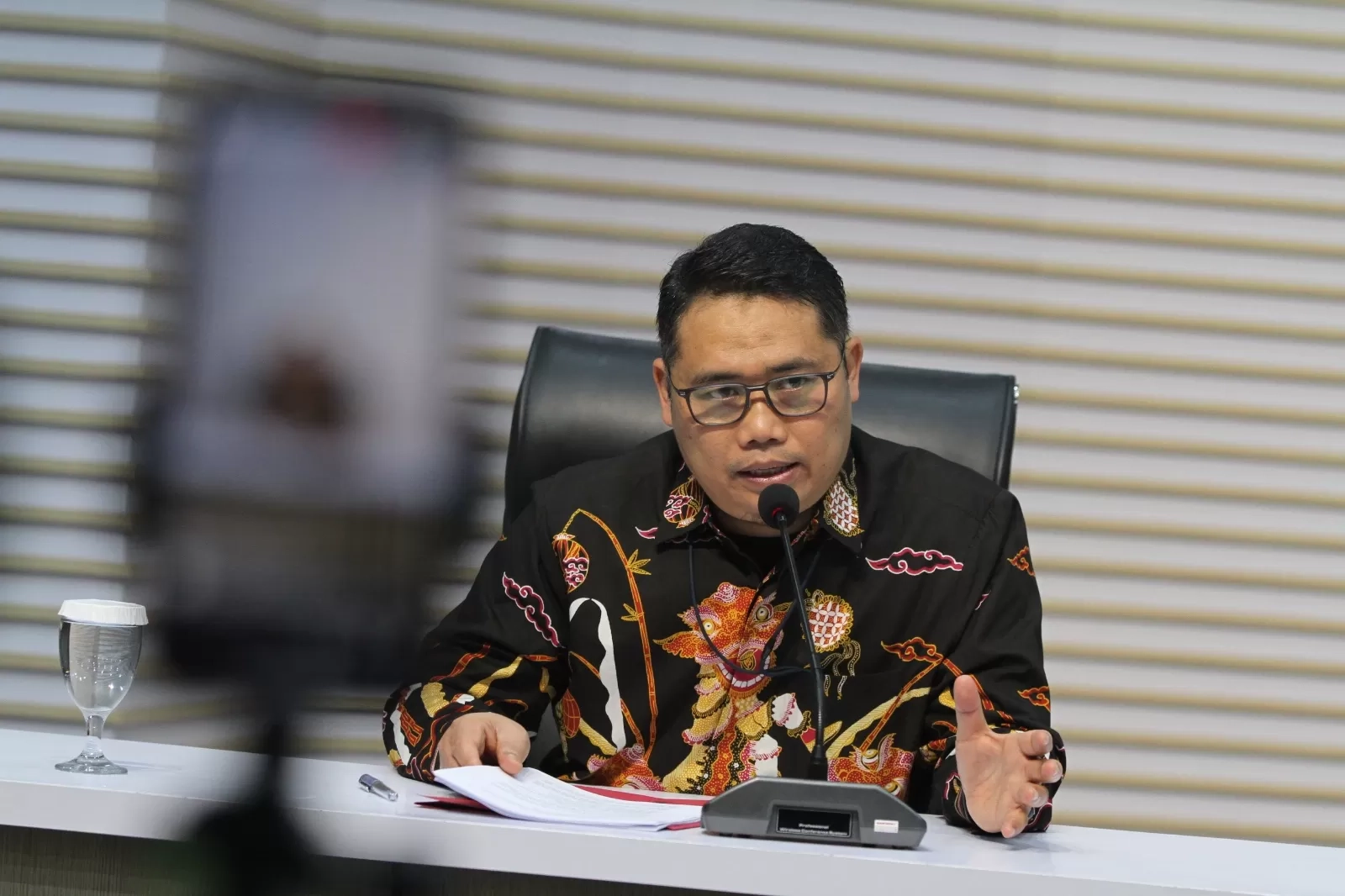 KPK Tak Pamerkan Tersangka Suap Pegawai Pajak Jakut, Alasannya Terapkan KUHAP Baru