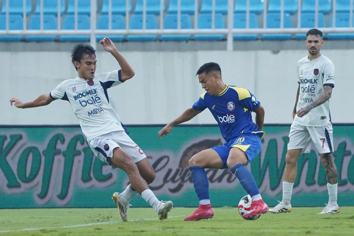Hasil Arema FC Vs Persik 2-1: Dua Gol Injury Time Buat Singo Edan Comeback