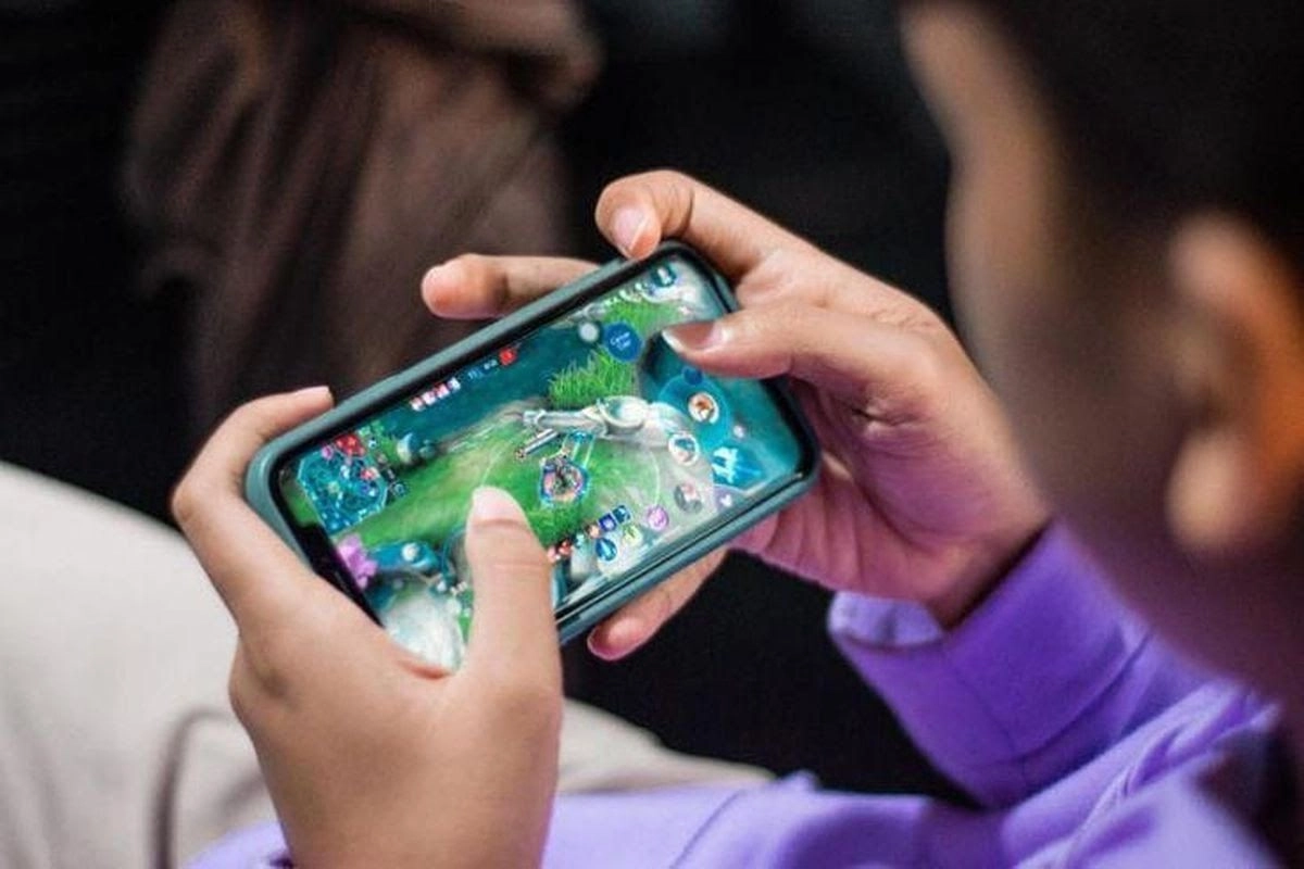 Ternyata, Main Video Game Bisa Bikin Otak 4 Tahun Lebih Muda