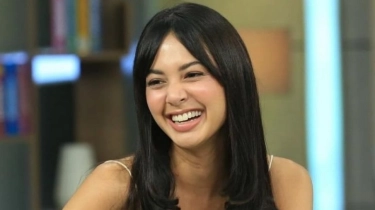 Biodata dan Agama Aurelie Moeremans yang Rilis Buku Broken Strings