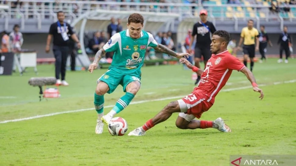 Debut Manis! Bernardo Tavares Bongkar Strategi Kemenangan Persebaya atas Malut United