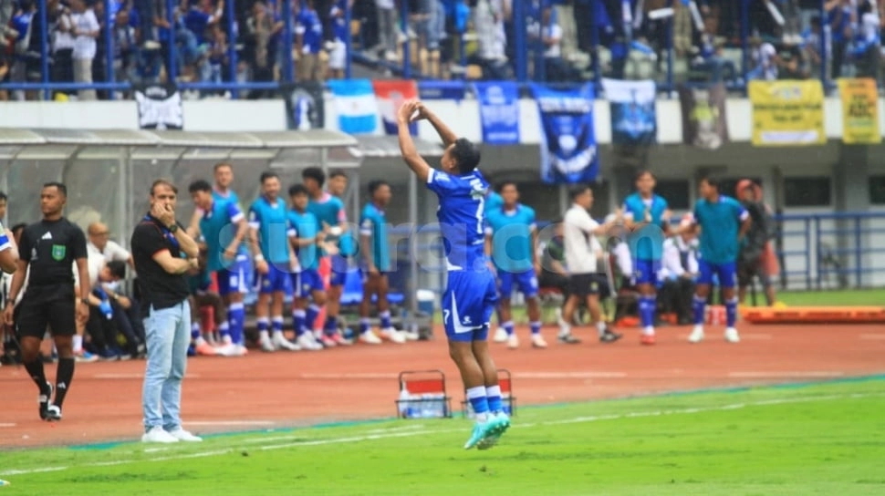 Hasil Akhir: Kalahkan Persija, Persib Bandung Juara Paruh Musim