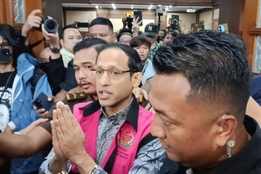 Hakim Perintahkan JPU Serahkan Daftar Barbuk dan Hasil Audit BPKP ke Kubu Nadiem