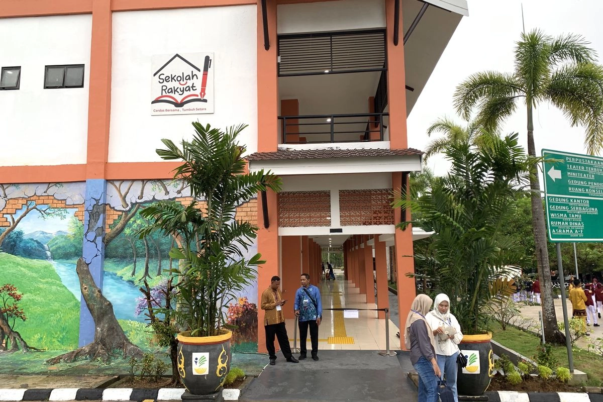 Hari Ini, Prabowo Bakal Resmikan Sekolah Rakyat di Banjarbaru