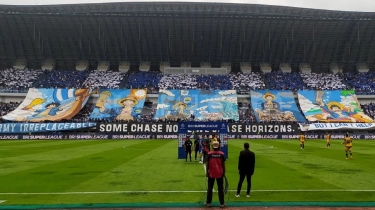 Bobotoh Padati GBLA, Bojan Hodak Sebut Atmosfer Laga Persib vs Persija Fantastis