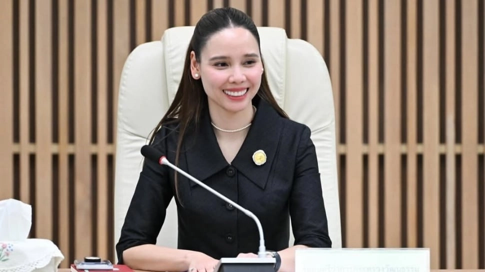 Sabida Thaiseth, Muslimah Pertama di Kabinet Thailand yang Mengusung Wajah Baru Kebudayaan