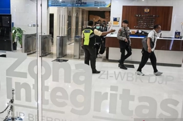 Kantor KPP Madya Jakut 'Diobok-obok' KPK selama 11 Jam, Sejumlah Dokumen dan Uang Disita