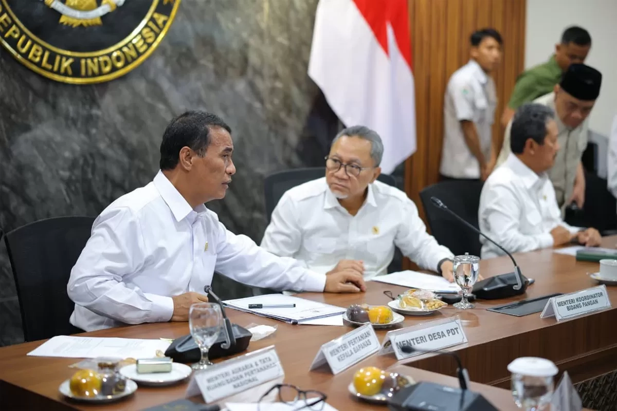 Menko Pangan Apresiasi Terobosan Mentan Amran Turunkan Harga Pupuk Bersubsidi 20 Persen
