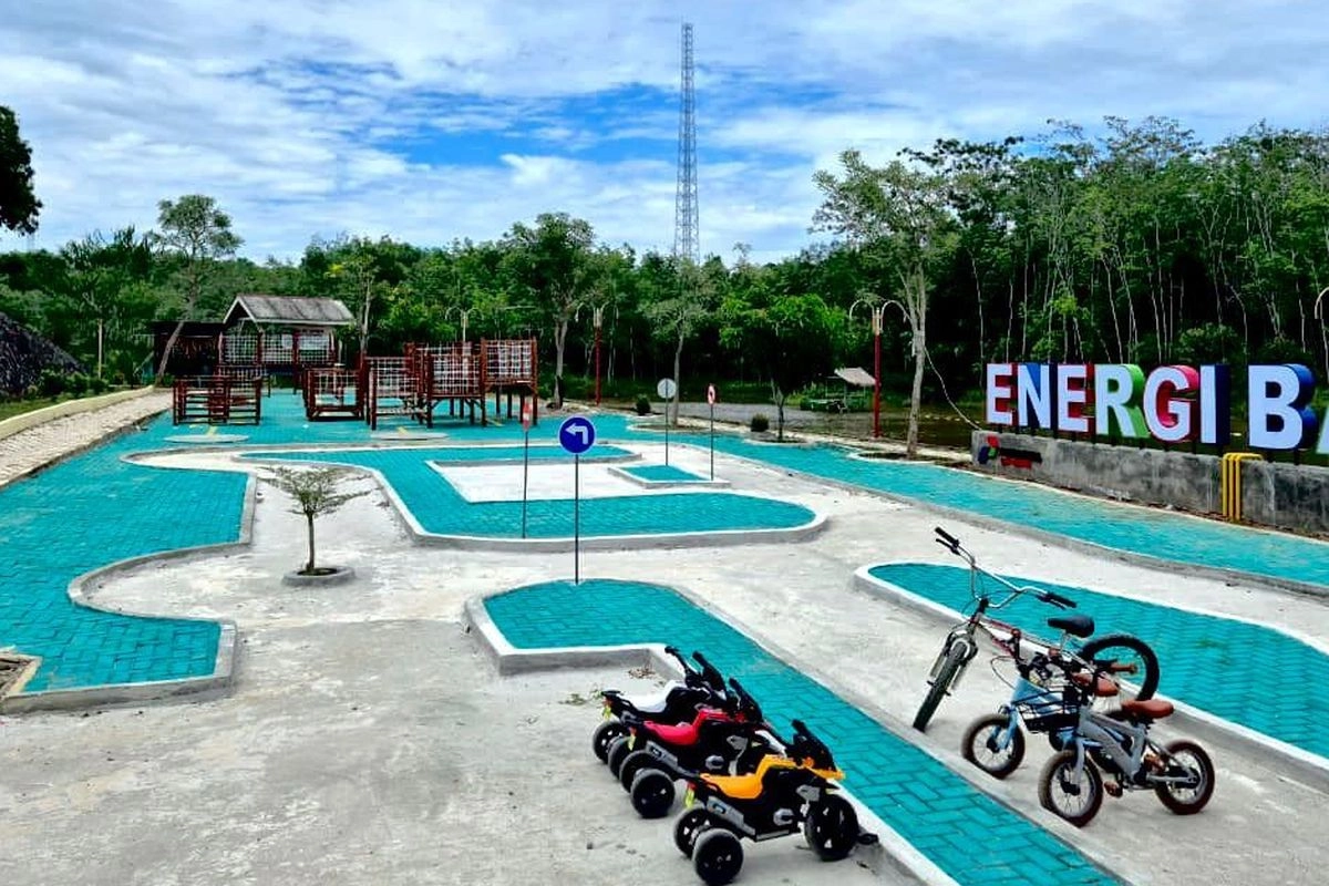 Ketika Harga Karet Tak Pasti, Danau Kemiri Jadi Harapan Baru Warga Pagardewa