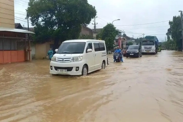 Tak Hanya Jakarta yang Banjir, Kudus Tetapkan Status Tanggap Darurat akibat Banjir, Longsor, dan Angin Kencang