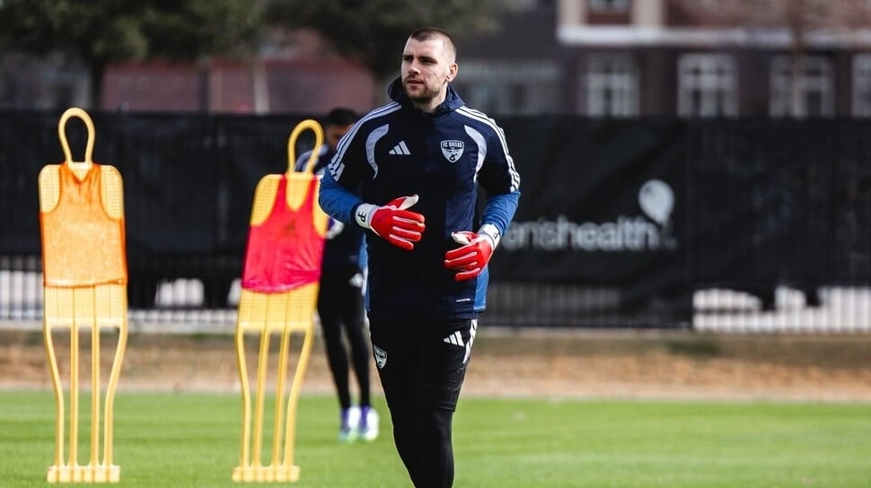 FC Dallas Mulai Pramusim MLS 2026, Maarten Paes Ikut Latihan Penuh: Rumor Pindah ke Persib HOAX