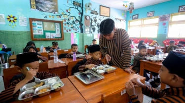 Gelontorkan Rp 335 Triliun, Pemerintah Jamin Program MBG Tak Terkendala Anggaran