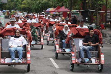 Becak Listrik dari Prabowo Beri Bangkitkan Asa Para Penarik Lansia di Trenggalek: Semoga Bisa Cari Nafkah