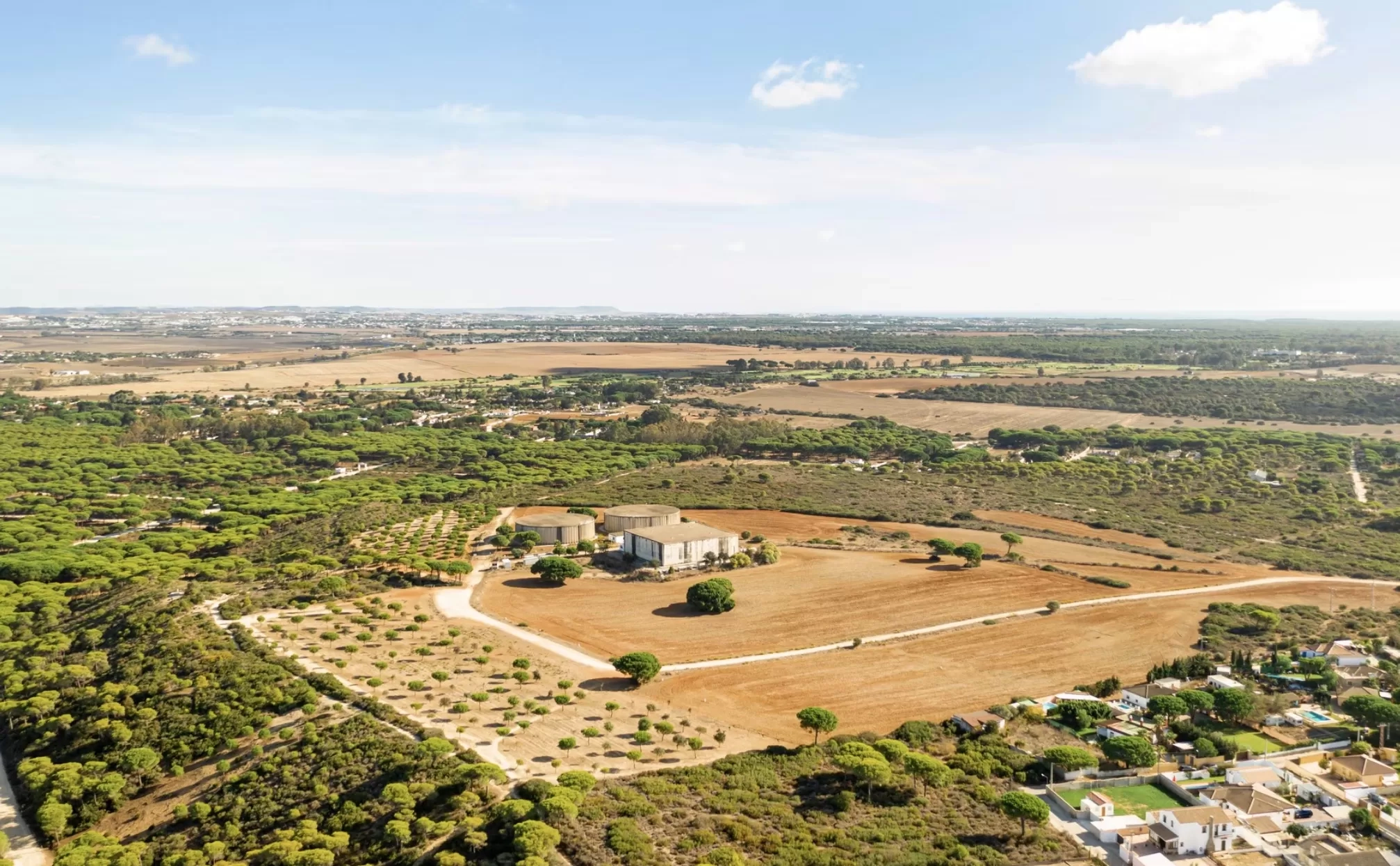 Panduan Feng Shui Memilih Kavling Tanah Ideal untuk Rumah yang Membawa Rezeki dan Keharmonisan