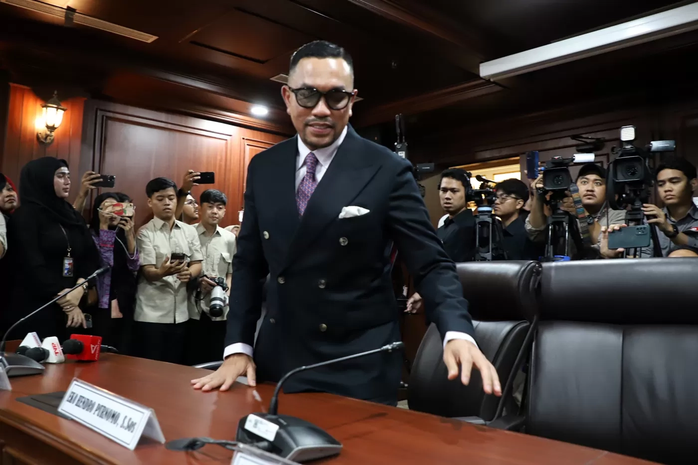 Sahroni Ngaku Rugi Rp 80 Miliar Akibat Penjarahan, Massa Beringas Seperti Kelaparan