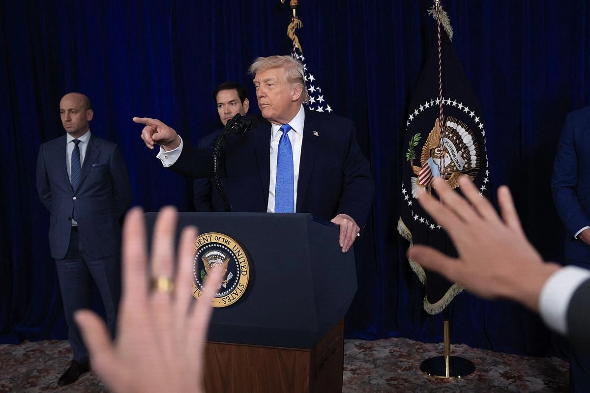 Donald Trump Bilang Bantuan ''OTW'' untuk Pedemo Iran