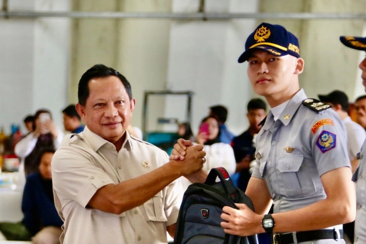 Mendagri Apresiasi Kementerian KP Turunkan Taruna untuk Bantu Daerah Terdampak Bencana