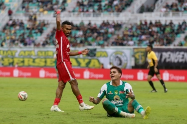 Sinar Gali Freitas di Persebaya, Kepercayaan dari Bernardo Tavares