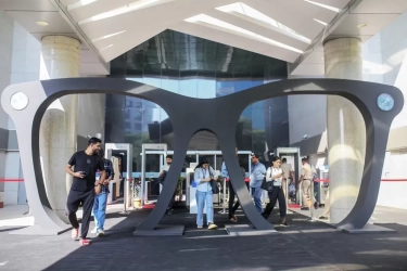 Pergeseran Global Teknologi Menuju Era Kacamata Pintar Pasar Diproyeksi Tembus USD 200 Miliar pada 2040