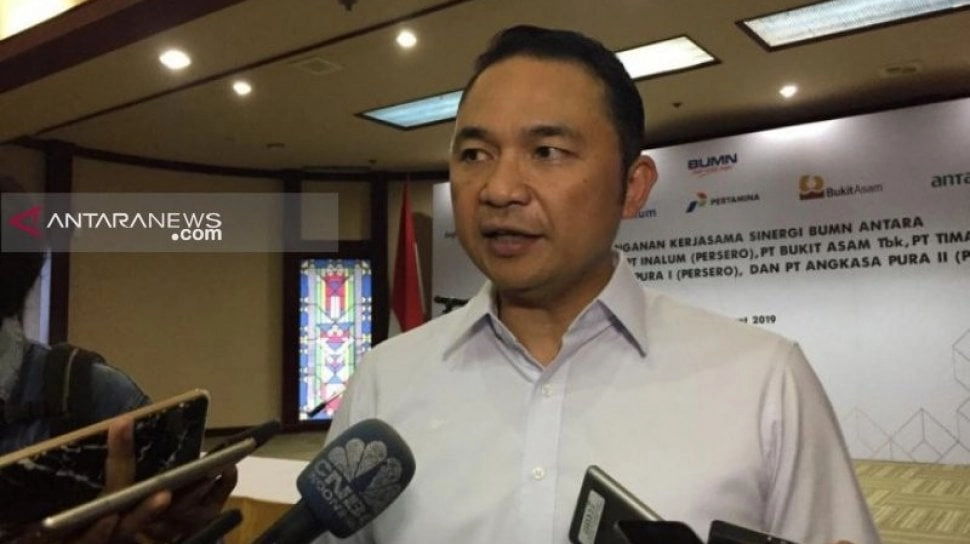 Dari ''Kargo Gelap'' Garuda ke Nakhoda Humpuss: Kembalinya Ari Askhara di Imperium Tommy Soeharto