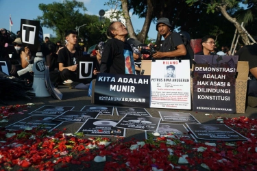 Memperingati 19 Tahun Aksi Kamisan: Hidup Korban, Jangan Diam, Lawan!