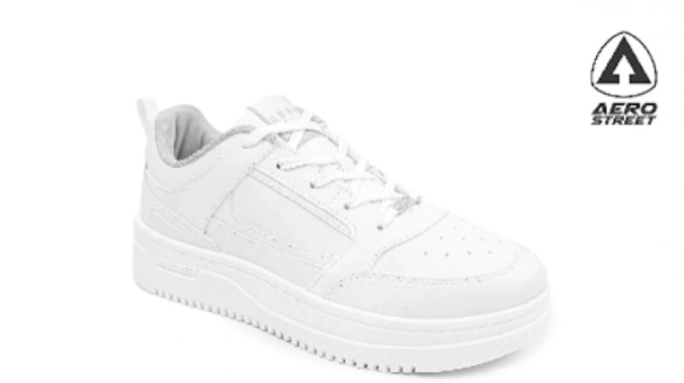 7 Sepatu Lokal Nyaman dan Multifungsi untuk Kerja, Jalan, hingga Traveling