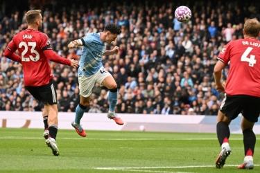 Nonton Bareng Sepak Bola Football Day Out Siap Ramaikan Duel Man United Vs Man City