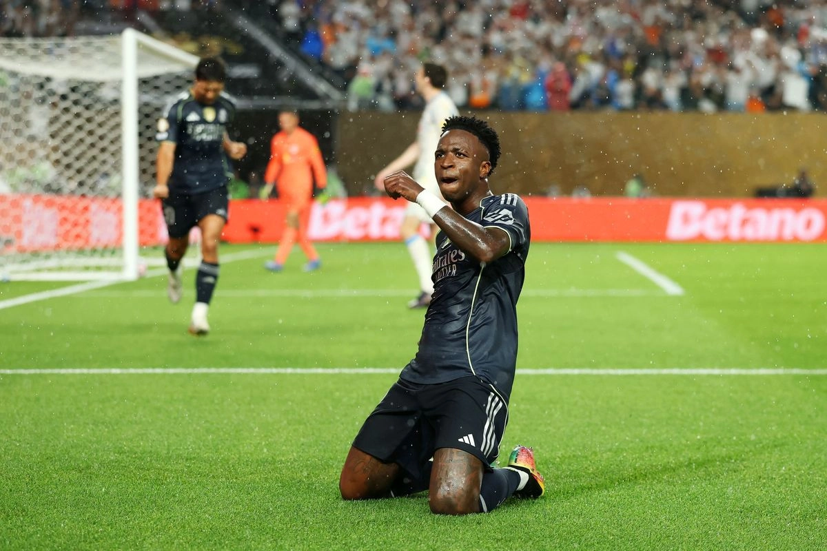 Perpanjangan Kontrak Vinicius Dikebut Usai Kepergian Xabi Alonso