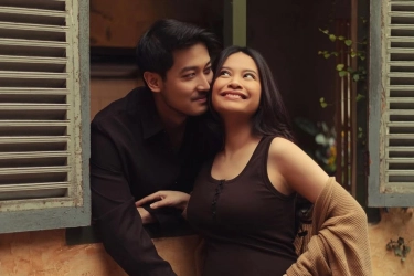 Style Maternity Shoot Hanggini dan Luthfi Aulia, Estetik Nuansa Earth Tone