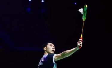 Antiklimaks! Kalah Telak dalam 38 Menit, Jonatan Christie Gagal Juara India Open 2026