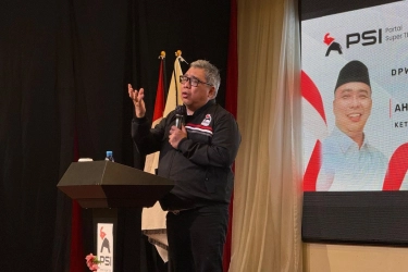 Cerita Ahmad Ali soal Jokowi Ingin Tengahi Konfliknya dengan Surya Paloh