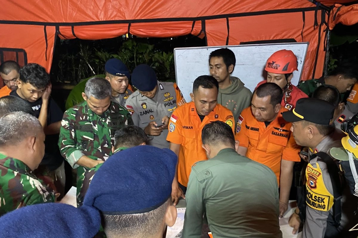 KNKT Belum Simpulkan Penyebab Pesawat ATR 42-500 Jatuh di Maros