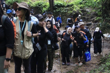 Ramai Berburu Durian ke Baduy: Buah Durian Tumbuh Alami, Rasa Lebih Manis