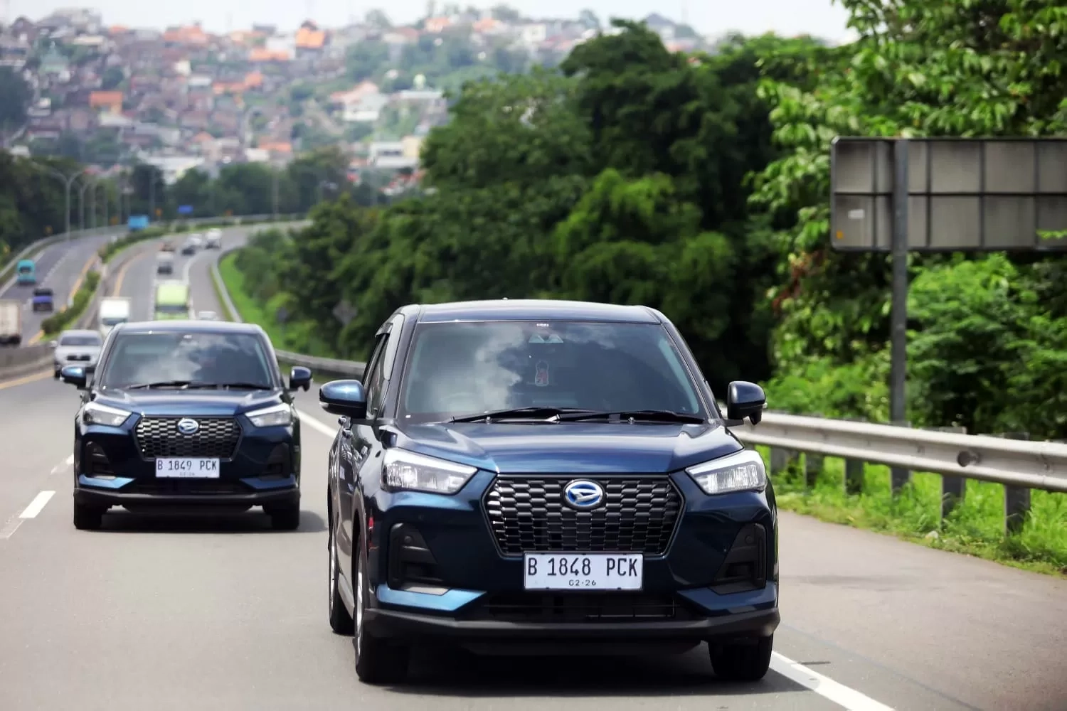 Mirip Konsumsi BBM Sepeda Motor, Daihatsu Rocky Hybrid Tembus 34,8 Km per Liter