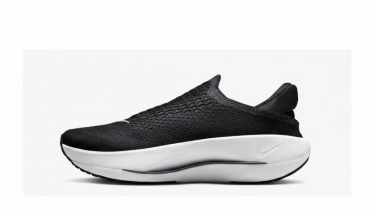 7 Sepatu Nike Tanpa Tali yang Praktis dan Super Nyaman untuk Lansia