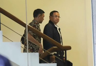 Bupati Pati Sudewo Dicokok, 7 Aparat Desa Ikut Digiring ke Gedung Merah Putih