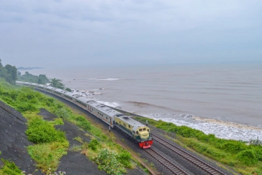 7 Kereta Api Batal Berangkat 21 Januari 2026 Akibat Banjir, Apa Saja?