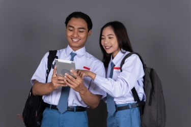 Disdik DKI Larang Siswa Gunakan Smartphone hingga Smartwatch di Sekolah, Mirip Singapura