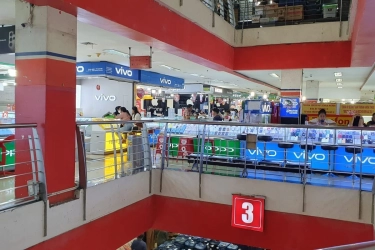 Oppo, Vivo, dan Xiaomi Kurangi Pengiriman Smartphone?