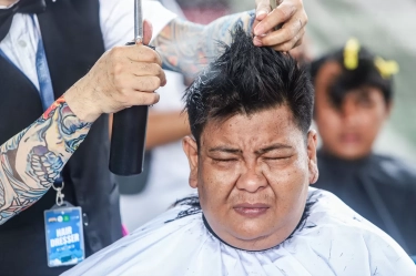 Makna Larangan Potong Rambut Jelang Imlek dan Simbol Keberuntungan