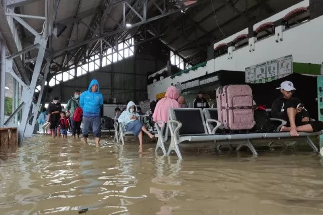 PT KAI Batalkan 7 Perjalanan Imbas Banjir, Cek Daftarnya