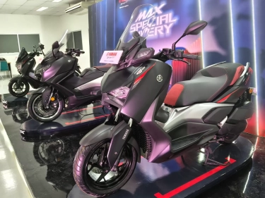 Yamaha Luncurkan TMAX dan Kenalkan Edisi Spesial Jajaran Maxi yang Elegan Mulai XMax hingga NMax