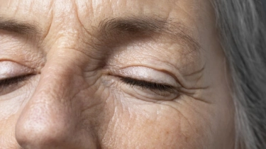 5 Eye Serum Mulai Rp14 Ribuan untuk Wanita Usia 45 Tahun, Ampuh Atasi Kerutan di Sekitar Mata