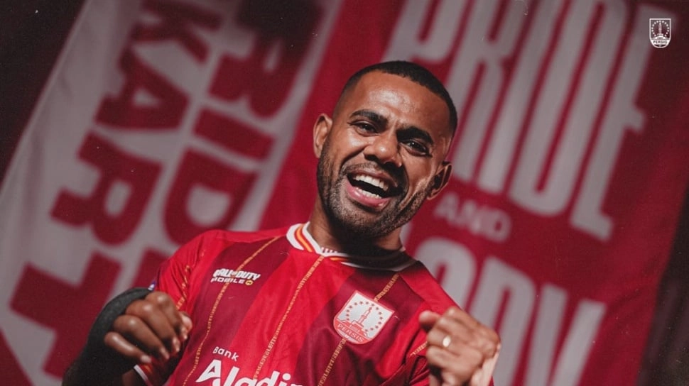 Resmi Gabung, Yabes Roni Ingin Bawa Persis Solo Keluar dari Zona Degradasi