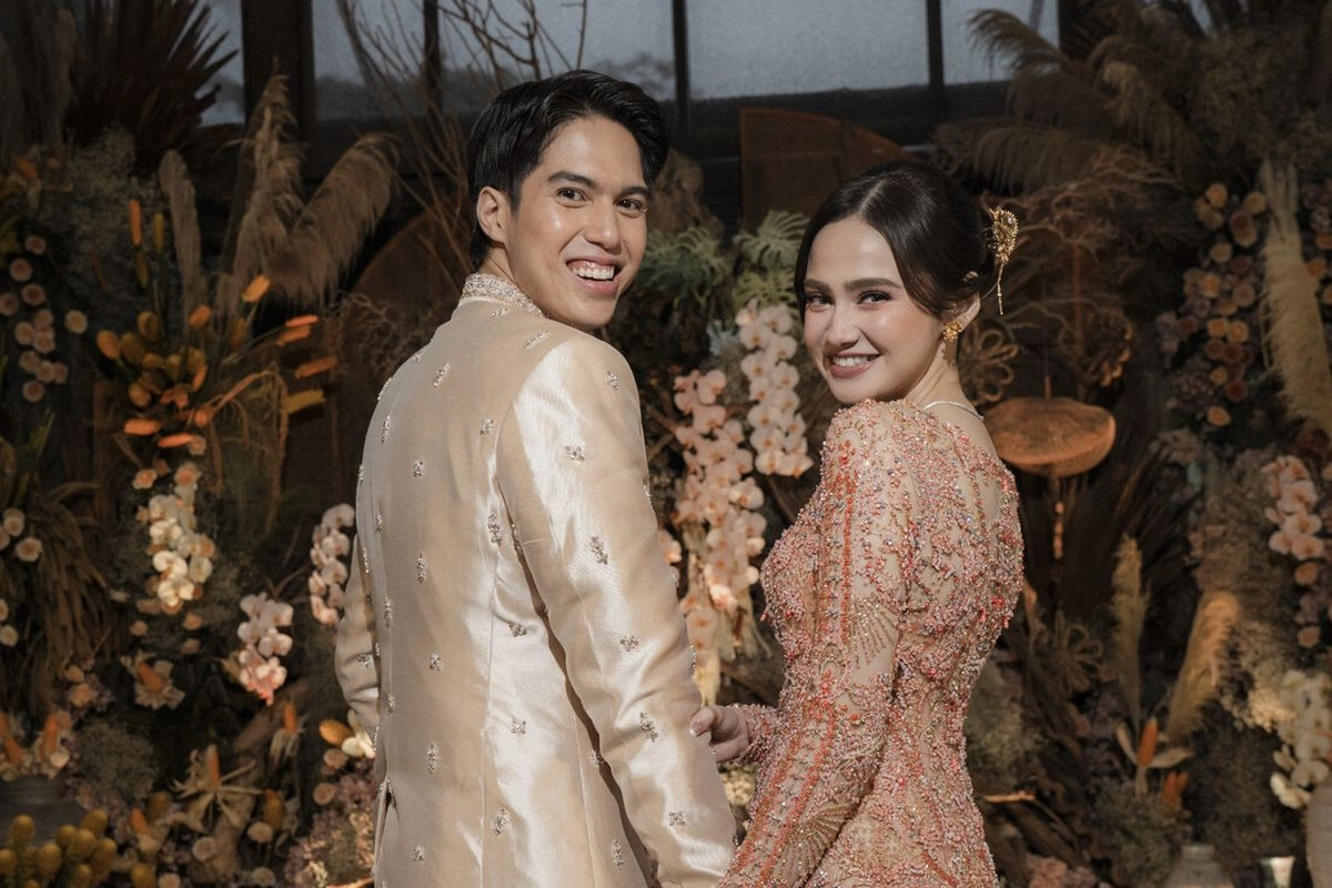 Gaya El Rumi Saat Lamar Syifa Hadju, Gagah dalam Balutan Studio Boh